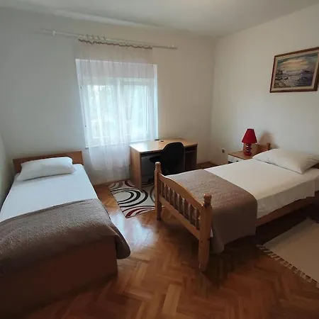Luna Apartamento Šajini