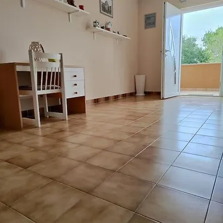 Luna Apartamento Šajini