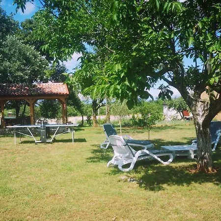 Luna Appartement Šajini