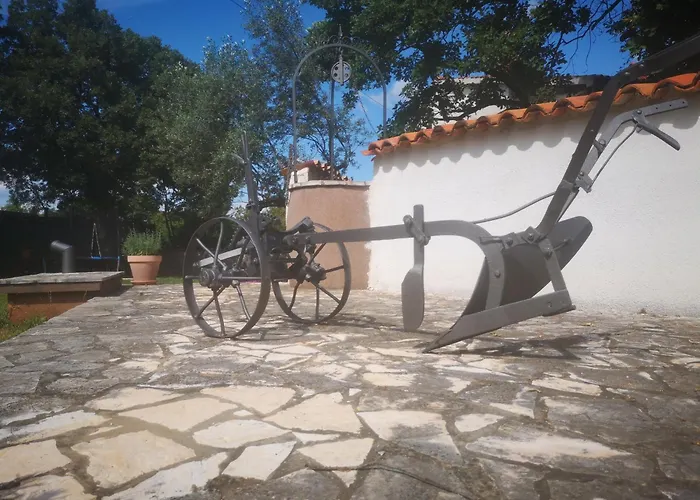 Luna Appartement Šajini