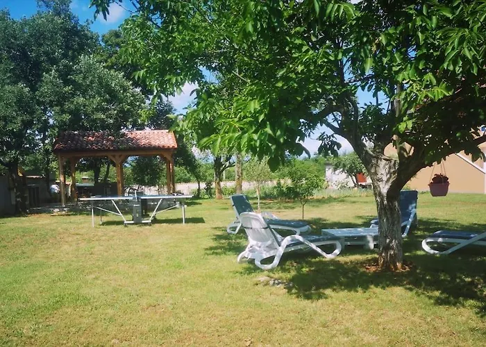 Luna Appartement Šajini
